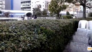 喜欢果汁的荡妇的喉咙被挤压了 4 小时
